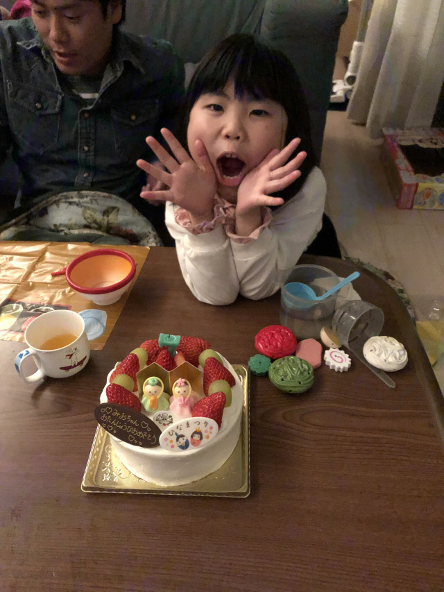 ひな祭りに誕生日