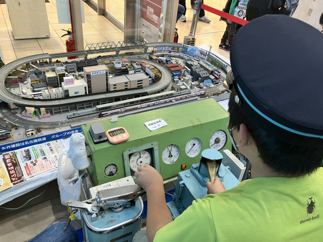 夢は、電車の運転手