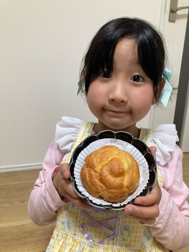大きなシュークリーム