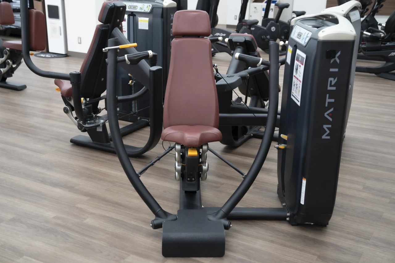 チェストプレス コパンでできること コパンスポーツクラブ コパンスイミングスクール