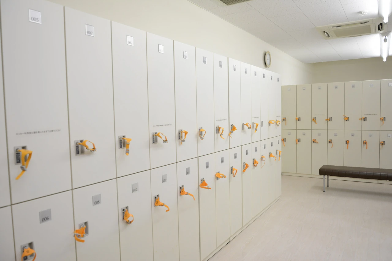 コパンスポーツクラブ土岐 フロント、ロッカールーム 写真2