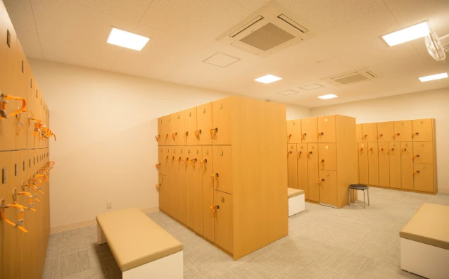 コパンスポーツクラブ各務原 フロント、ロッカールーム、パウダールーム 写真2