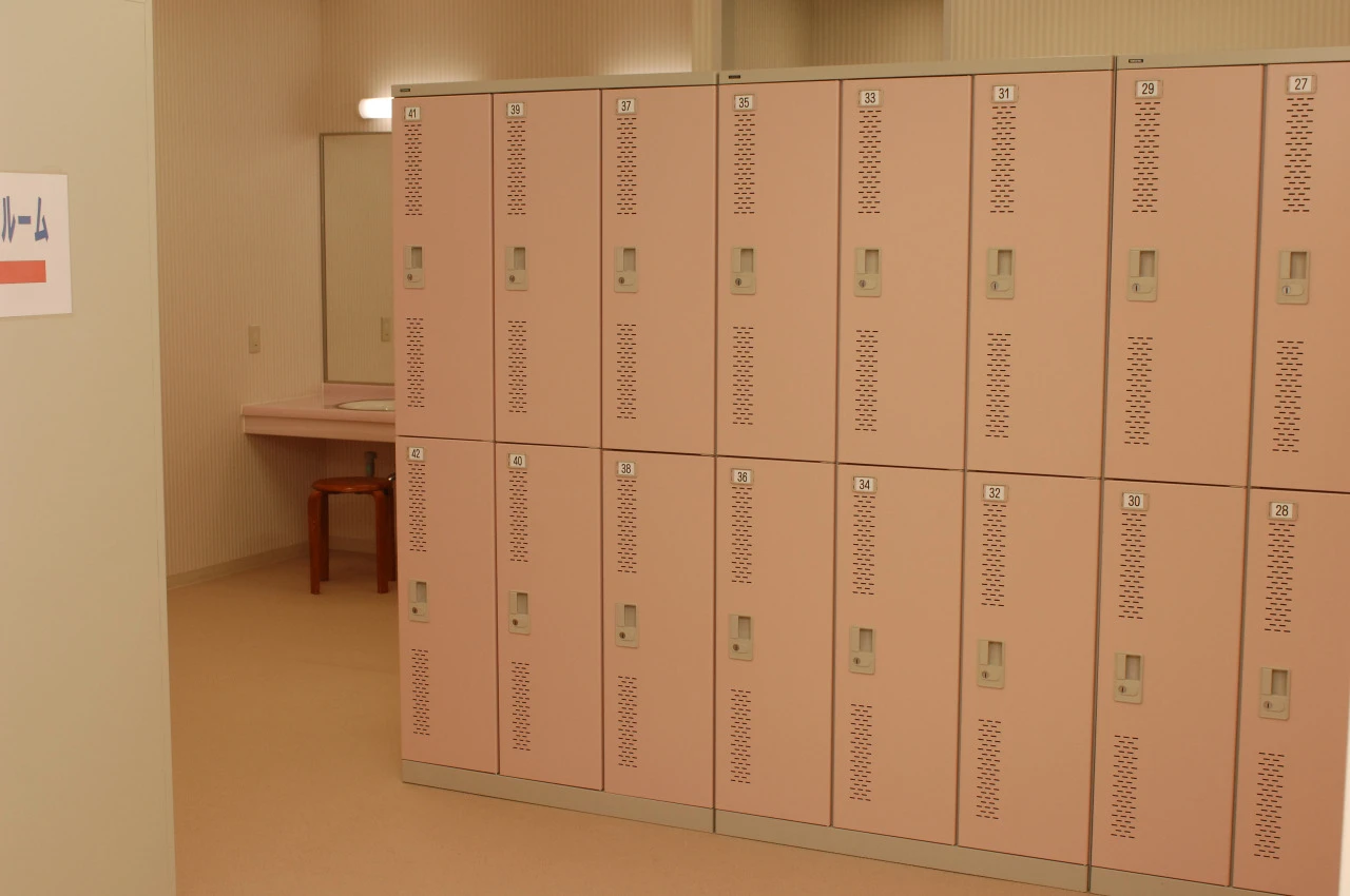 コパンスイミングスクール羽島 フロント、ロッカールーム 写真2