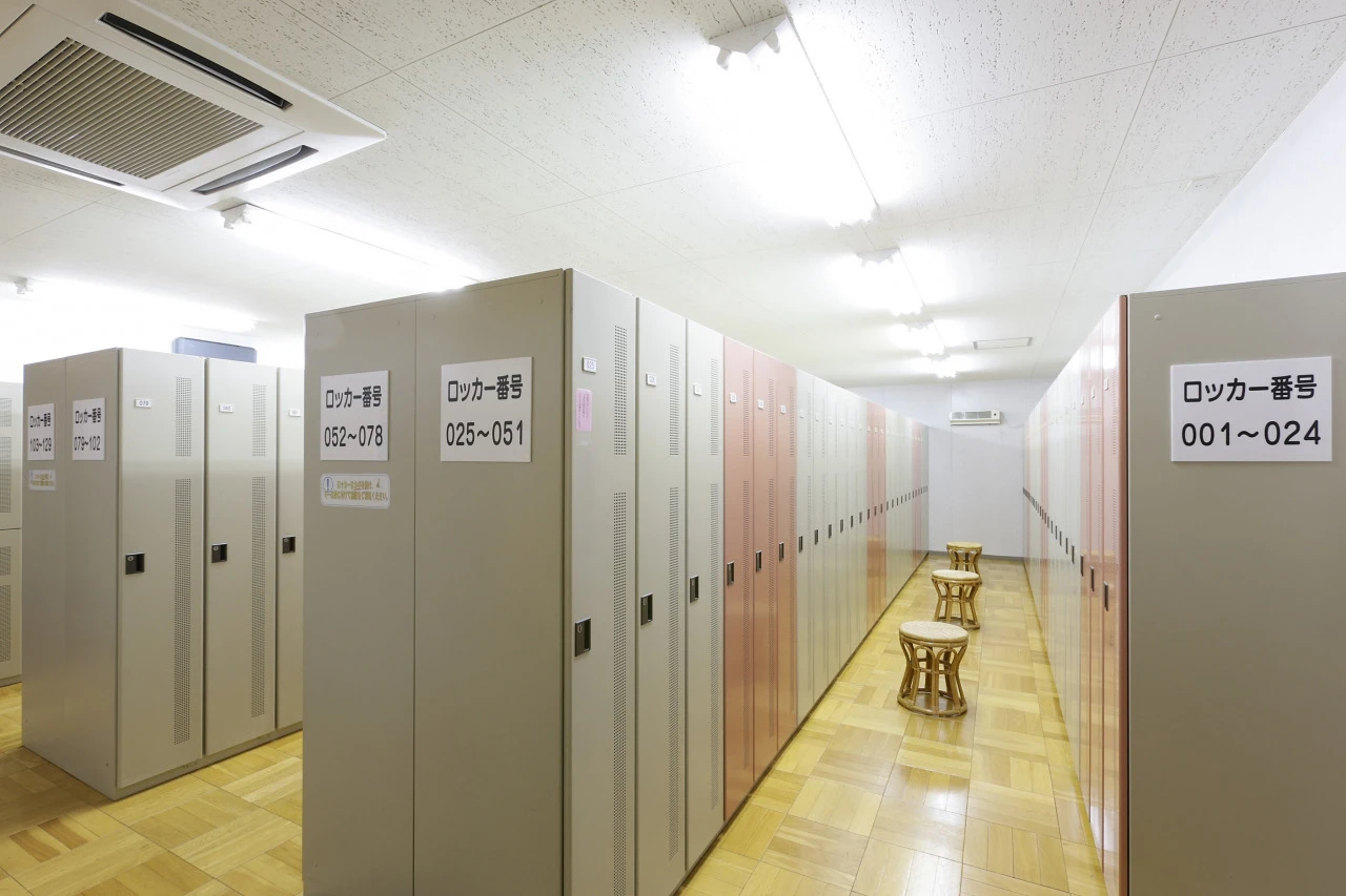 コパンスポーツクラブ コスモ ロッカー、パウダールーム 写真1