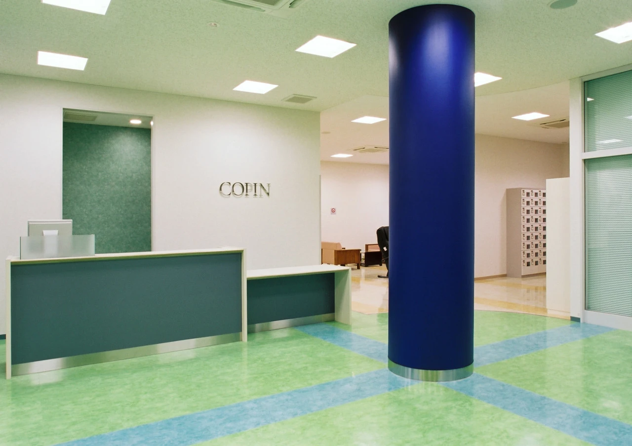 コパンスポーツクラブ瑞穂 フロント、ロッカー、談話室 写真1