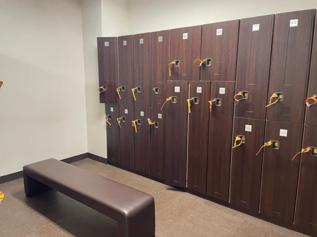 コパンスポーツクラブ緑 フロント、ロッカー 写真2