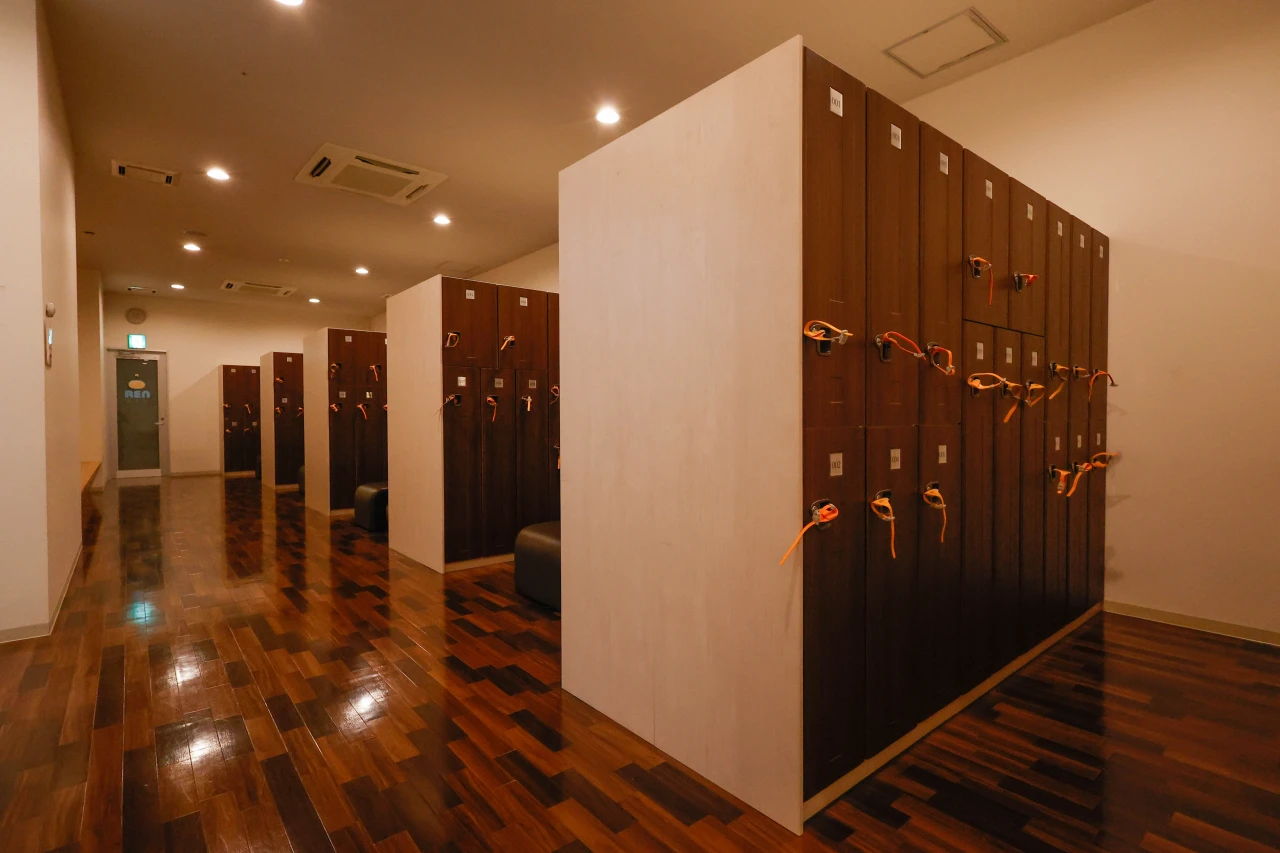 コパンスポーツクラブ日進 ロッカールーム・パウダーエリア 写真2