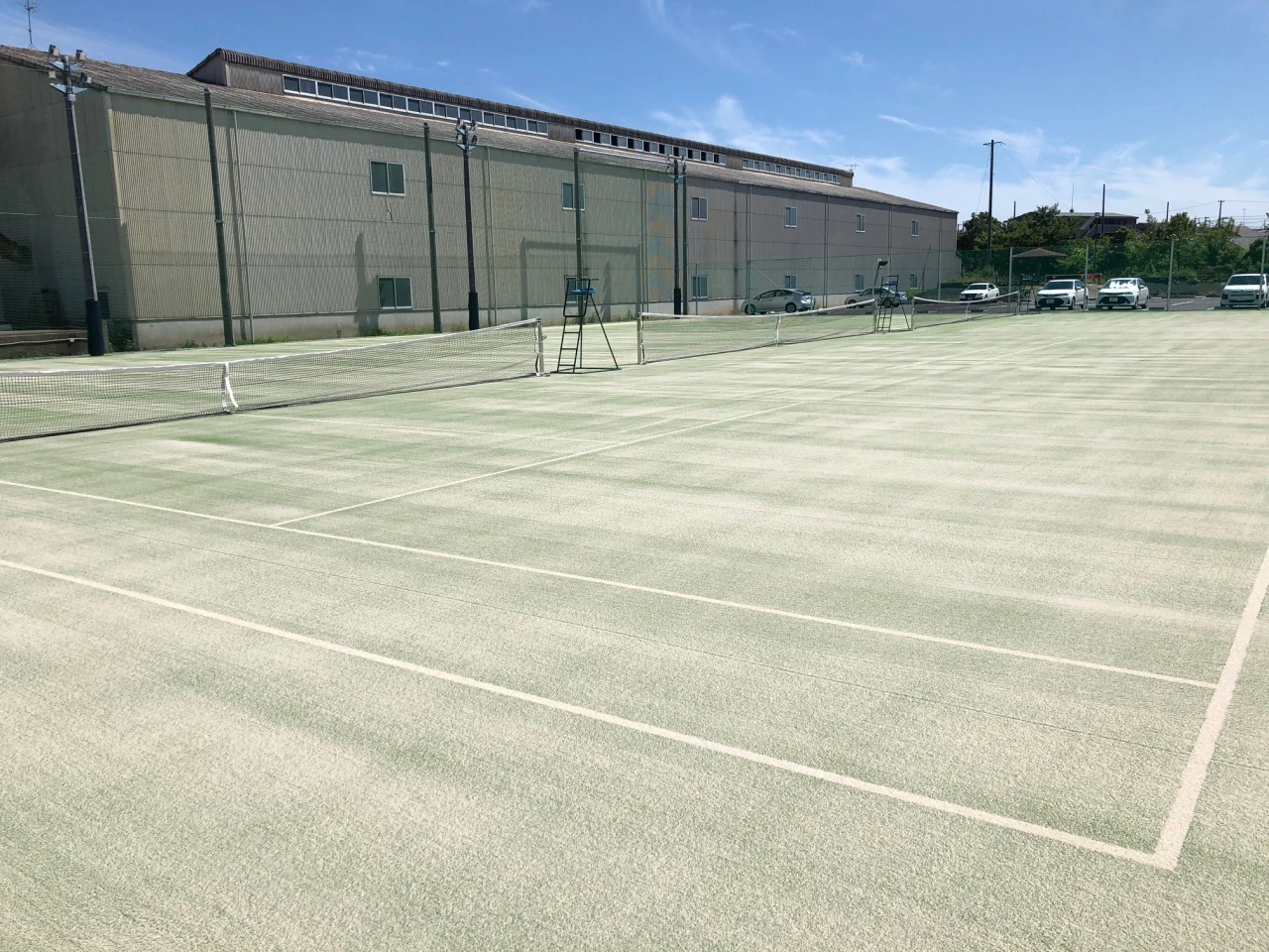 コパンスポーツクラブ高浜 テニスコート 写真1