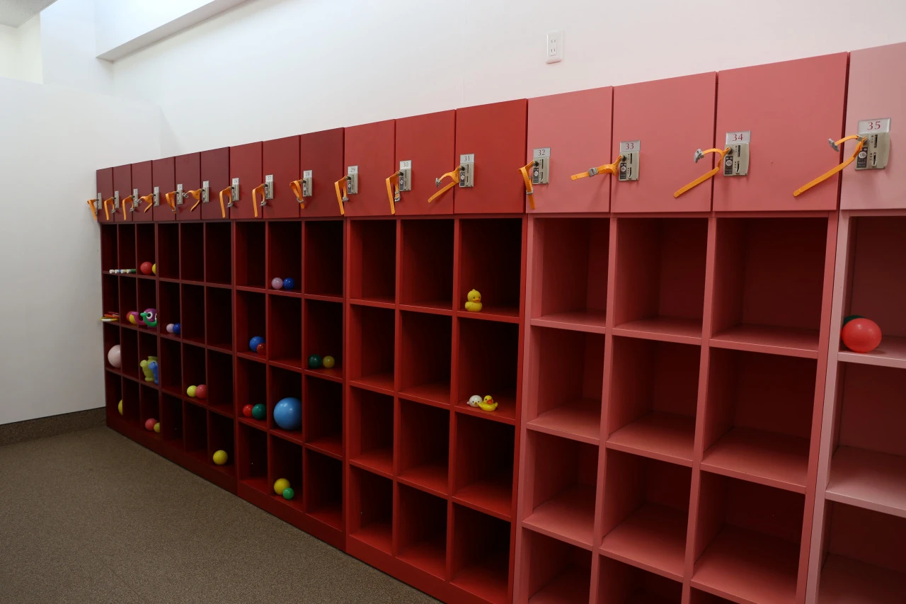 コパンスポーツクラブ須磨海浜公園 こどもロッカー 写真1