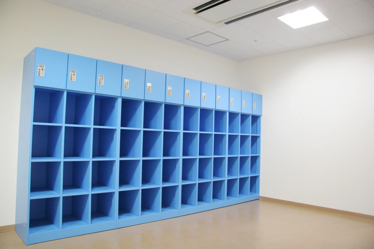 コパンスポーツクラブ京都醍醐 子供ロッカー 写真1