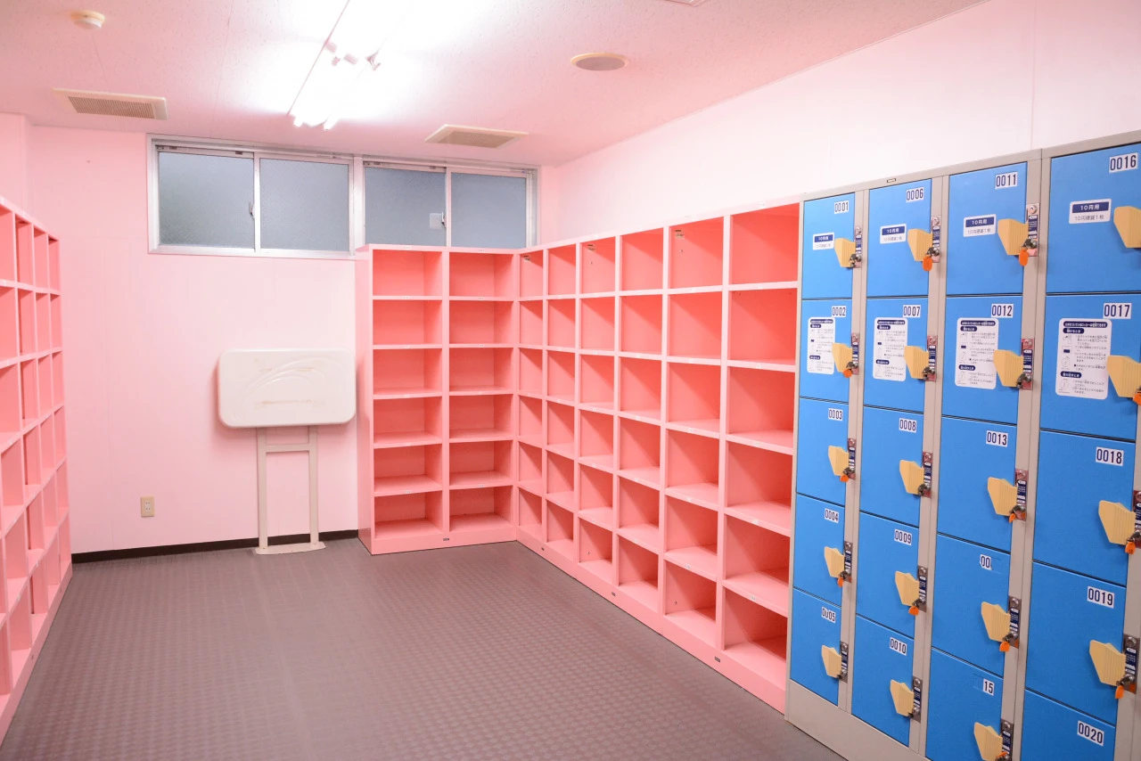 コパンスポーツクラブ城陽 こどもロッカー・サウナ 写真1