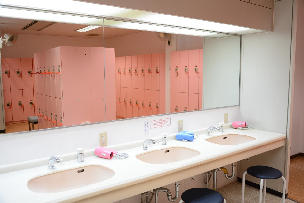 コパンスポーツクラブ城陽 ロッカー・サウナ 写真2