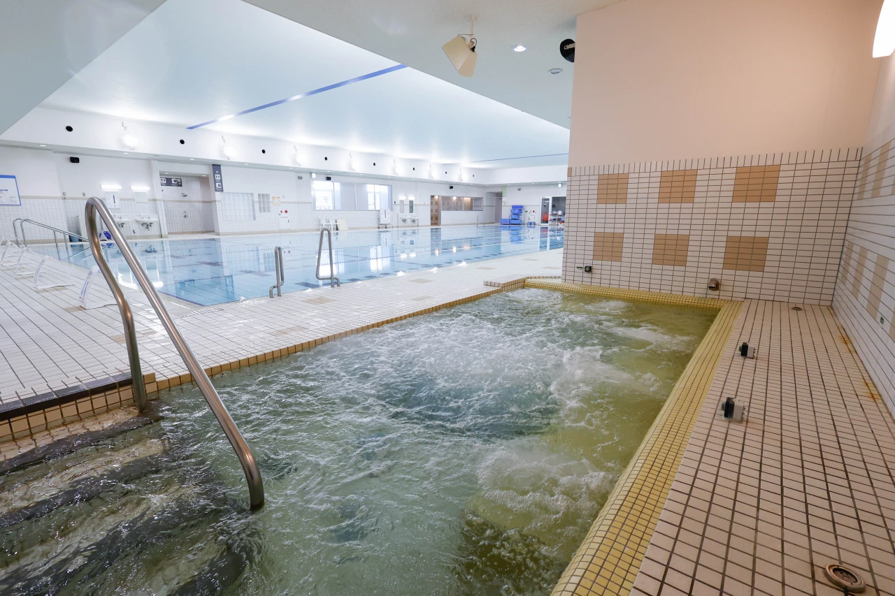 コパンスポーツクラブ名谷 プール・ジャグジー 写真2