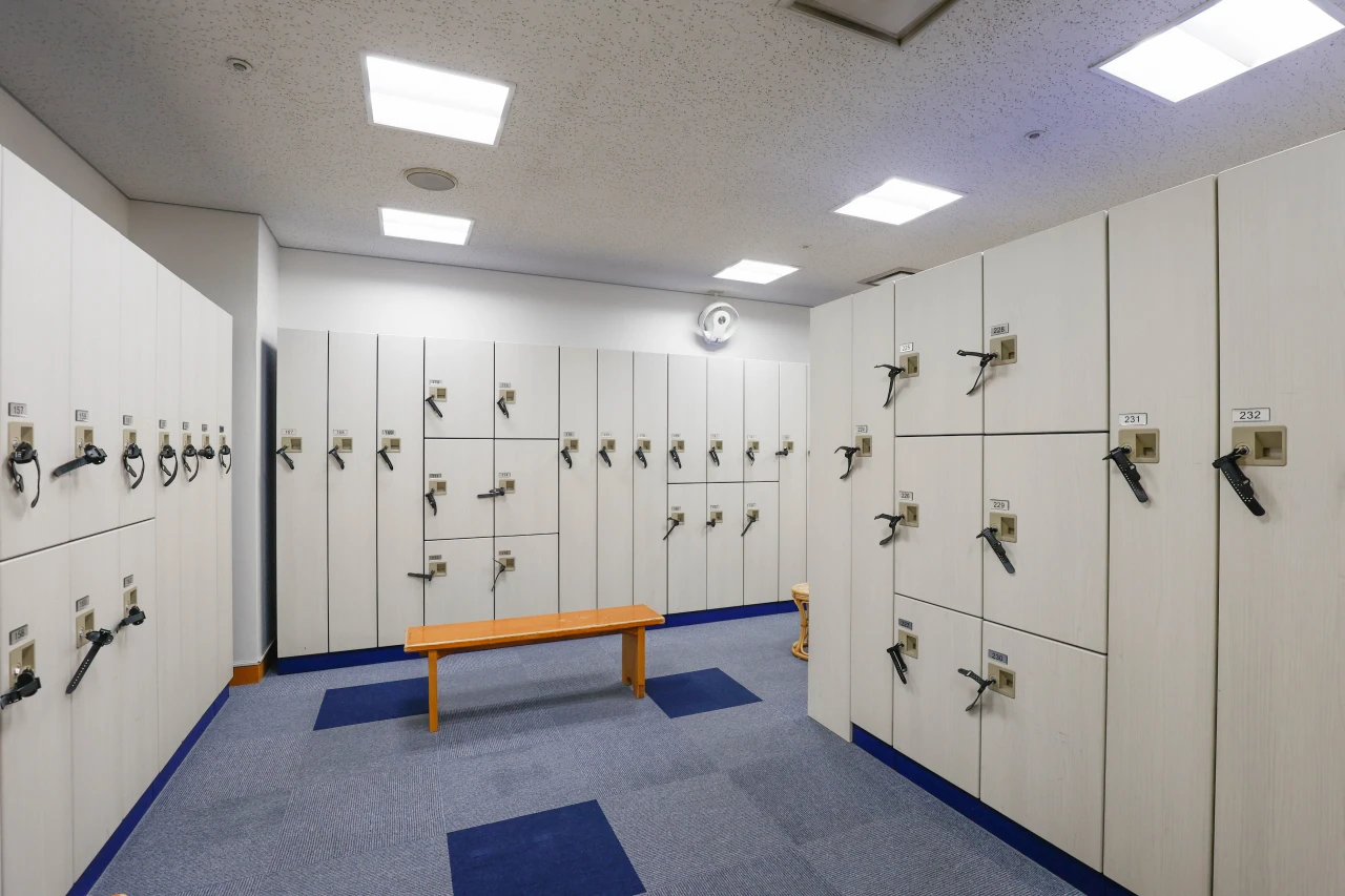 コパンスポーツクラブ桜宮 フロント・ロッカー・ラウンジ 写真2