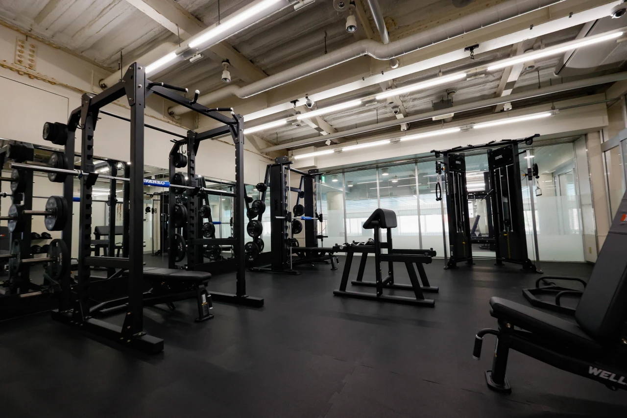 コパンスポーツクラブ豊橋飯村 フリーウェイトエリア 写真1