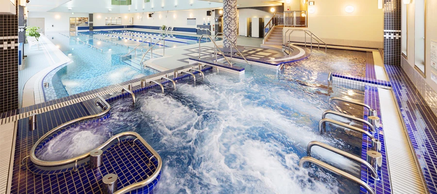 コパンスポーツクラブ豊山 プール 写真2