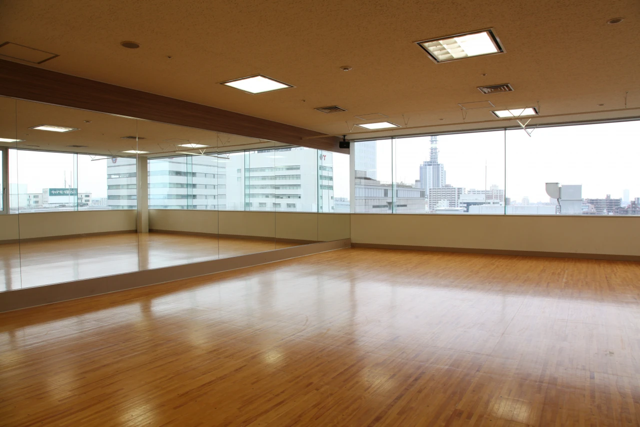 コパンスポーツクラブさかえ スタジオ 写真2