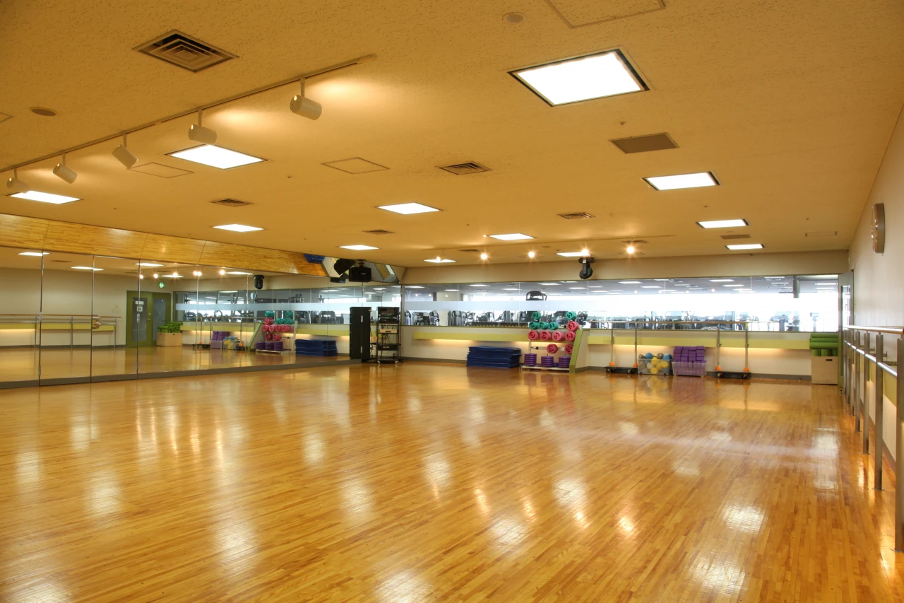 コパンスポーツクラブさかえ スタジオ 写真1