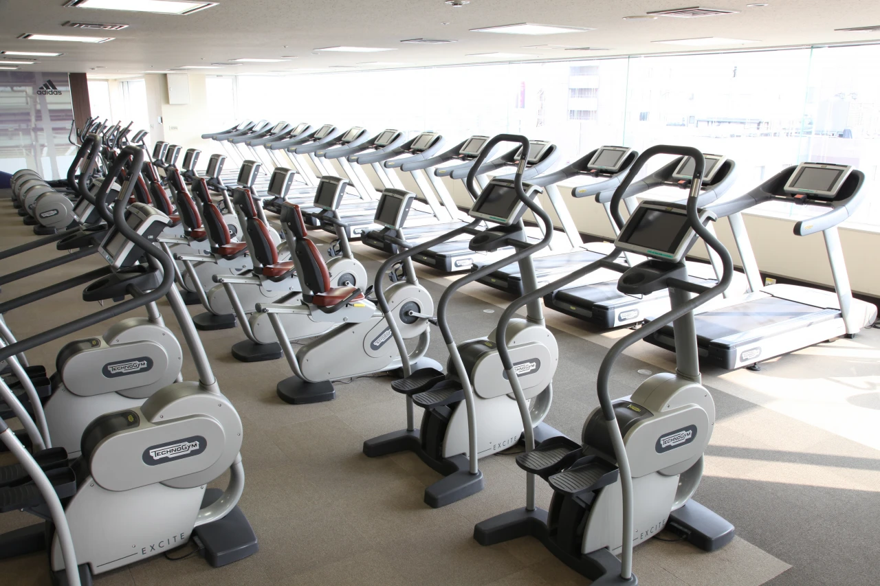 コパンスポーツクラブさかえ マシンジム 写真1