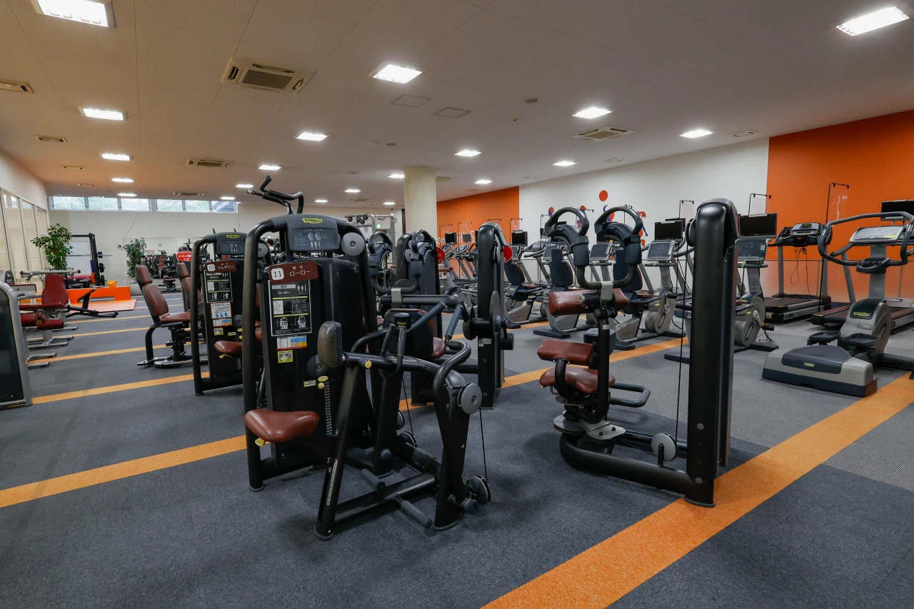 コパンスポーツクラブ日進 有酸素運動・筋力トレーニングエリア 写真1