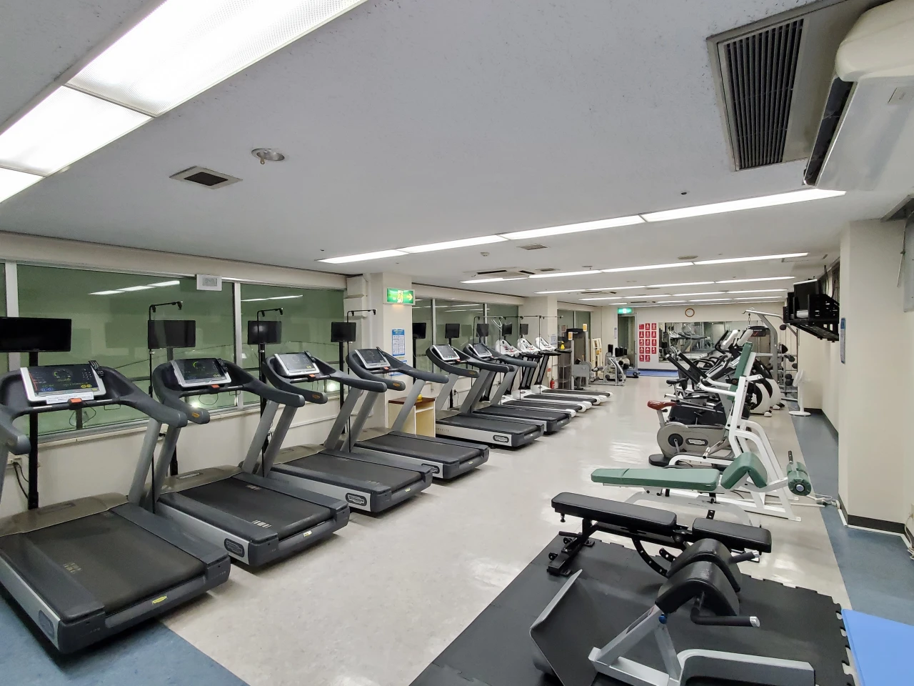 コパンスポーツクラブ小牧 マシンジム 写真1