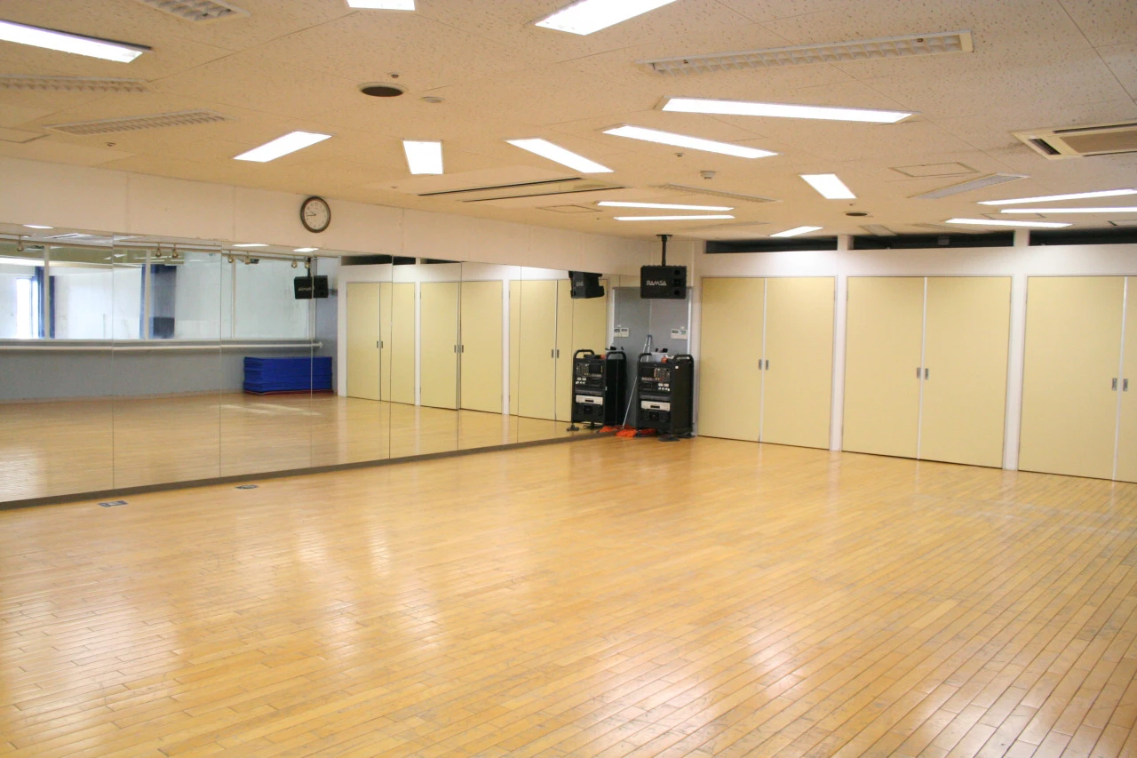 コパンスポーツクラブ桃花台 スタジオ 写真1