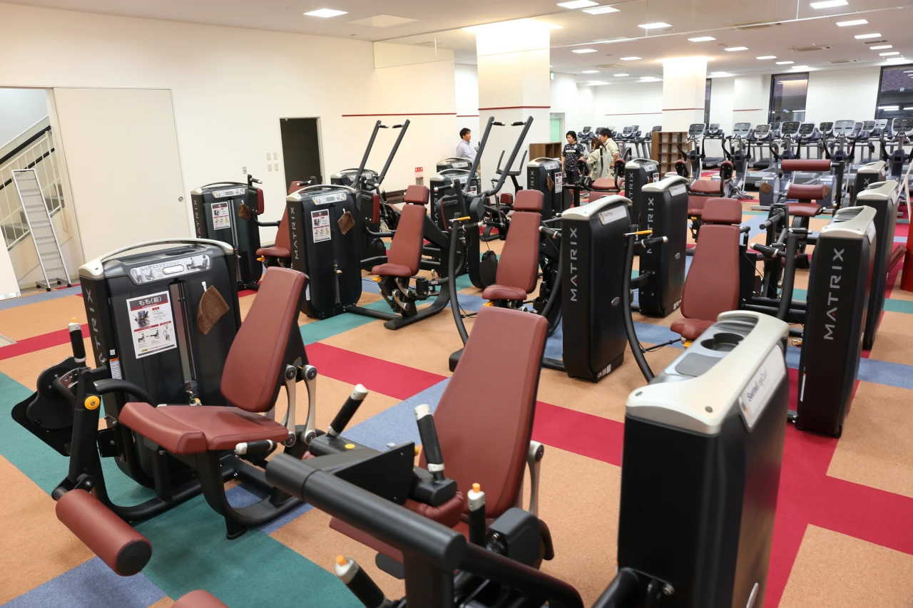 コパンスポーツクラブ新長田 有酸素運動・筋力トレーニングエリア 写真3