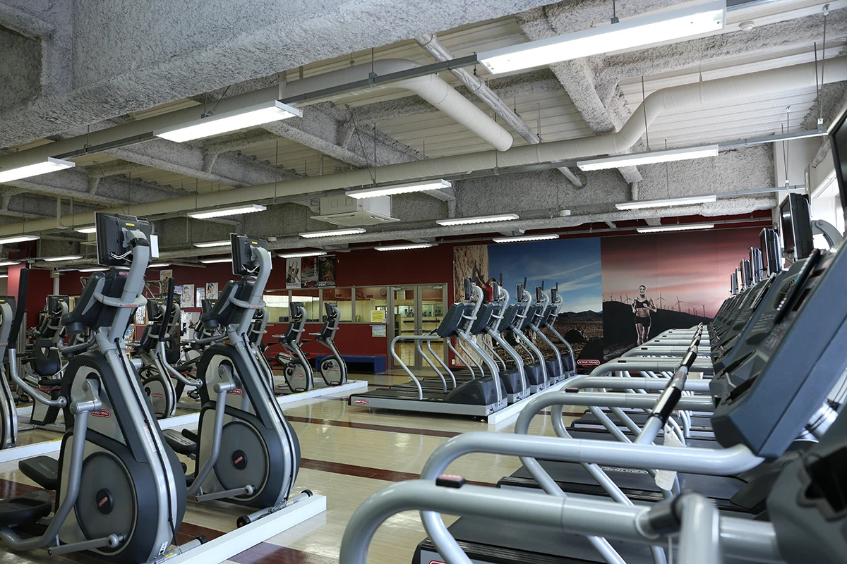 コパンスポーツクラブ須磨海浜公園 マシンジム 写真1