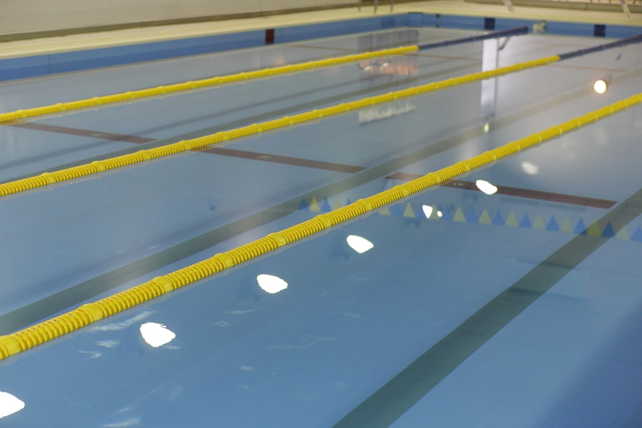 コパンスポーツクラブ コスモ プール 写真2