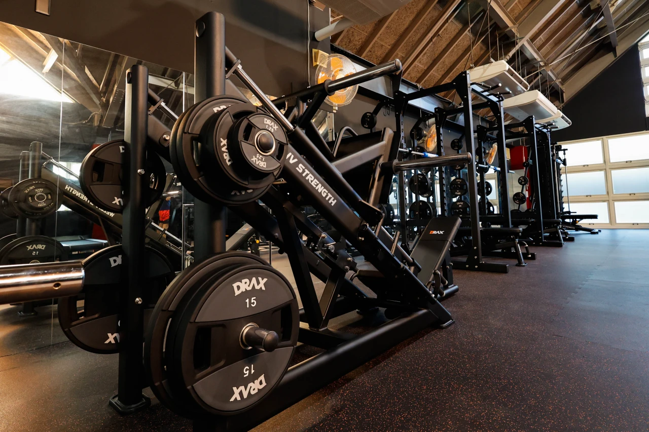 コパンスポーツクラブ福井 有酸素運動・筋力トレーニングエリア 写真2